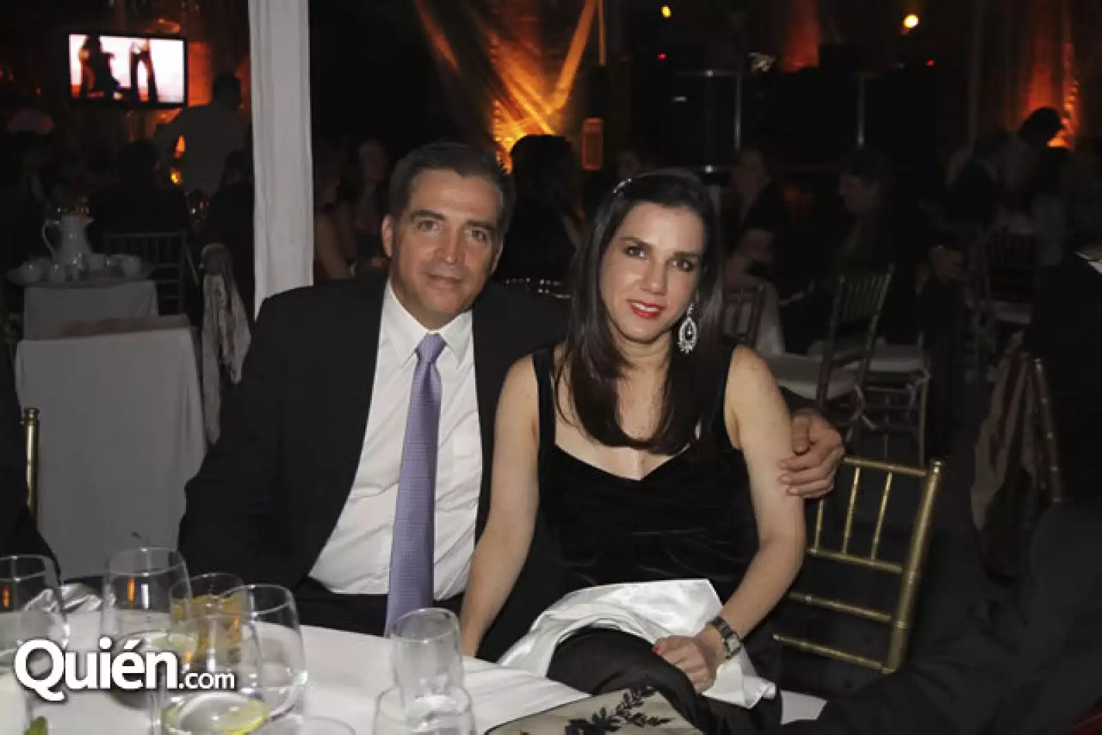 Martín Camarena de Obeso y María José González