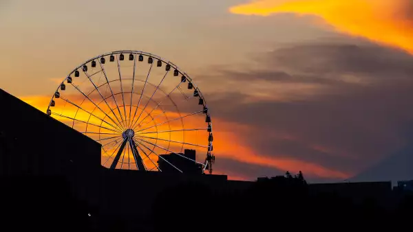 Ferris wheel