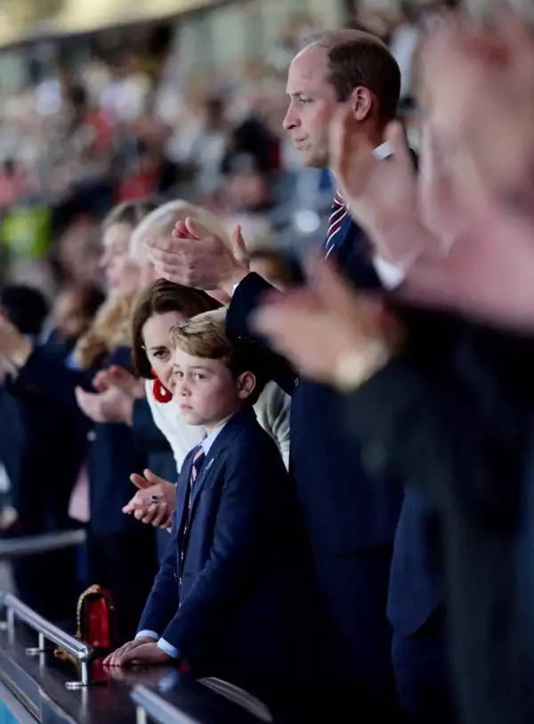 El príncipe George no pudo ocultar su tristeza por la pérdida de Inglaterra en la final de la Eurocopa 2020.