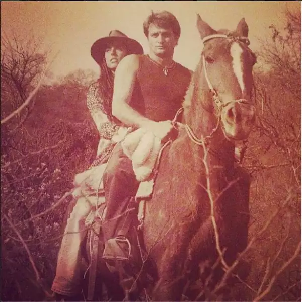 El paso de los años no ha acabado con su romanticismo.