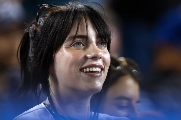 Billie Eilish asegura que es una rata de gimnasio