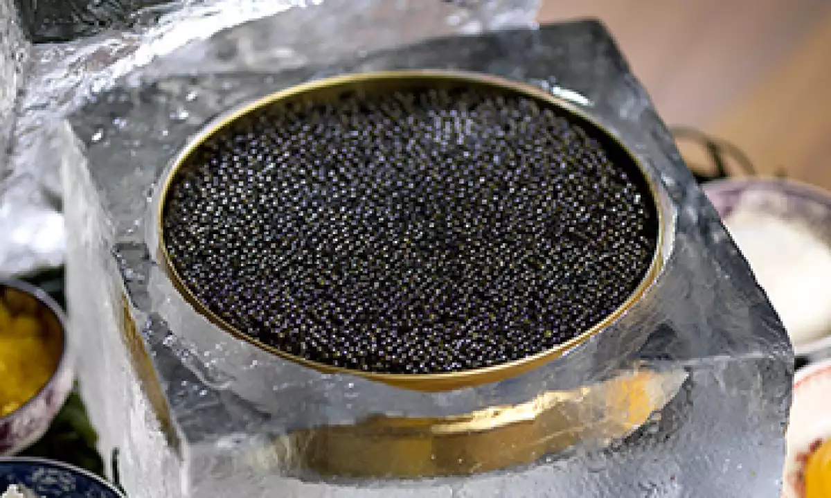 El kilo de caviar puede llegar a costar más de 5,000 dólares. (Foto: cortesía The Cosmopolitan Las Vegas/CNNMoney)