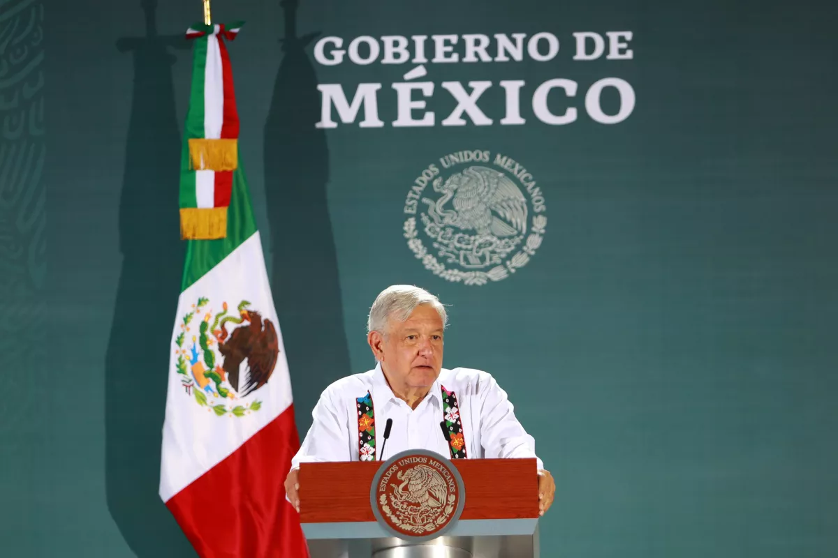 Conferencia matutina en Mérida