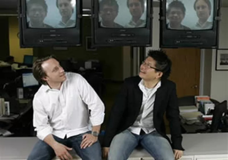 Los fundadores de YouTube, Chad Hurley y Steve Chen, obtuvieron 240 millones de dólares en ingresos en 2008. (Foto: AP)