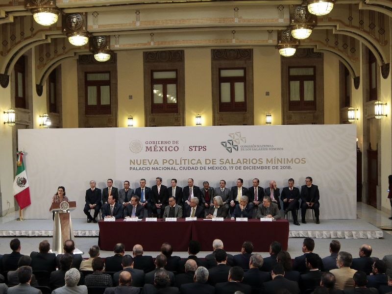 Anuncio del aumento al salario mínimo 2019