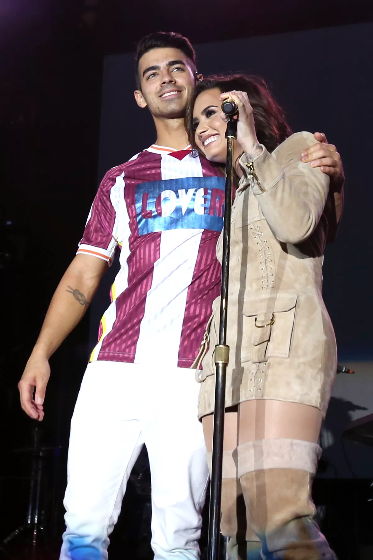 Demi-Lovato-Joe-Jonas
