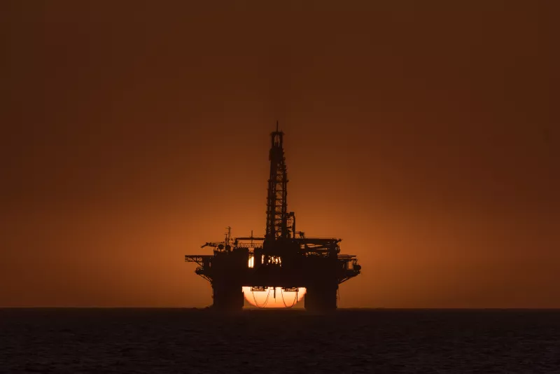 La producción privada de petróleo se desploma en México, ¿qué está pasando?