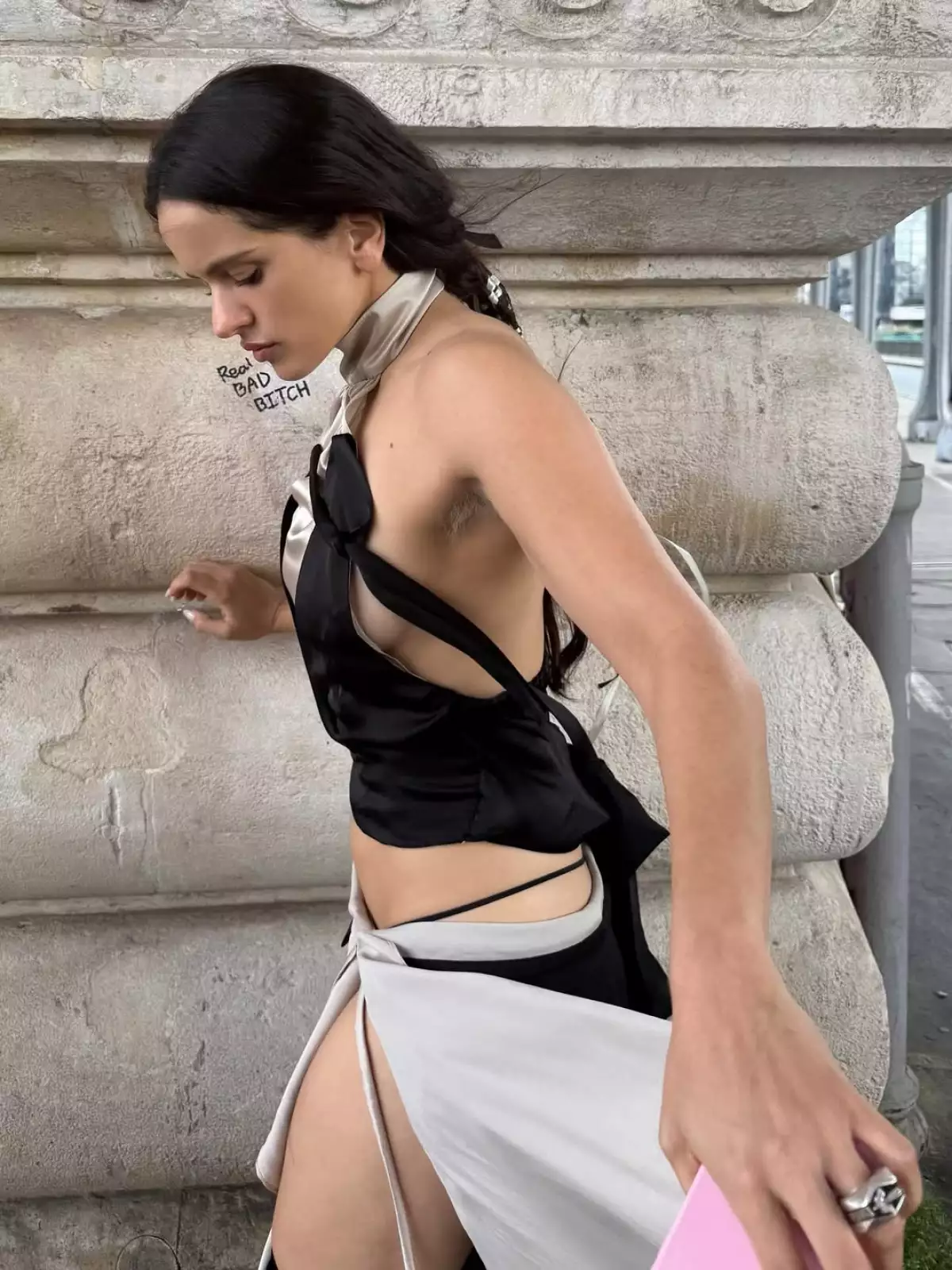 axila-rosalia-decolorada