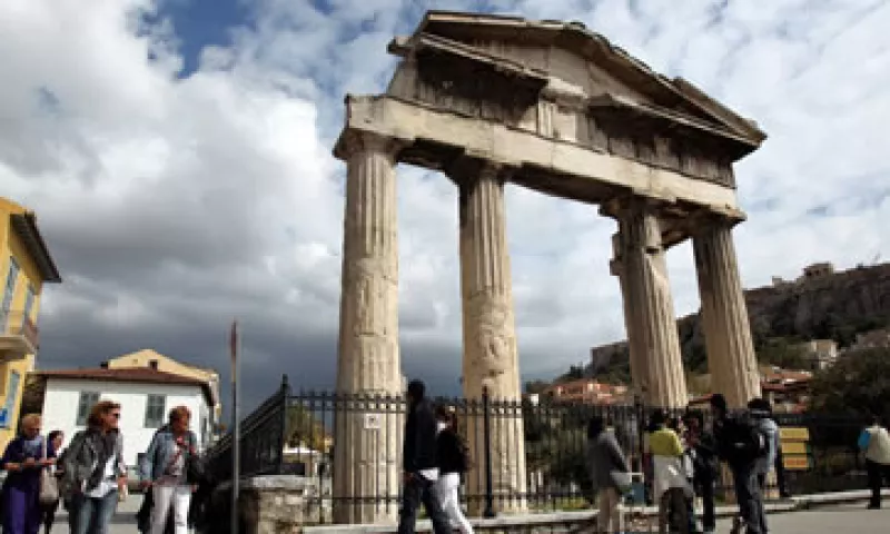Las turbulencias en los mercados europeos han urgido la necesidad de cerrar un acuerdo sobre el segundo paquete de rescate para Grecia. (Foto: AP)