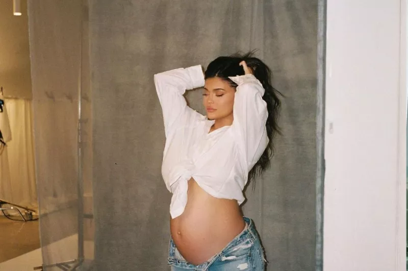 kylie-jenner-nacio-segundo-bebe.jpg