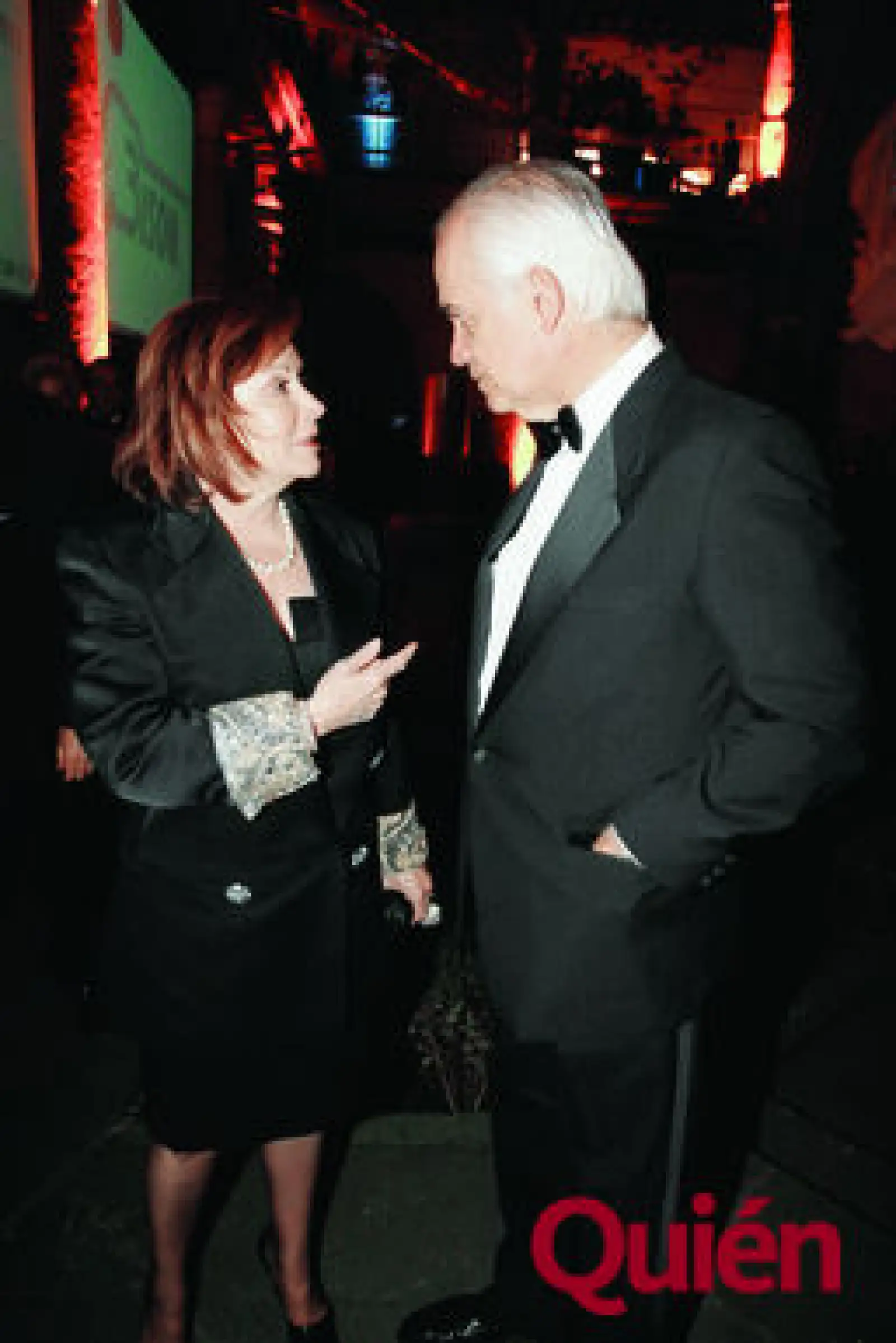 Pedro Azpe, Luisa Serna