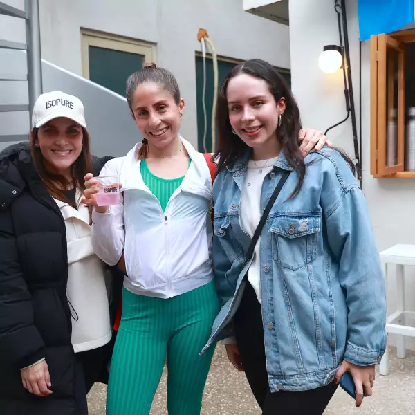 Claudia Villegas , Maca Costa y Ana Patricia Paniagua 