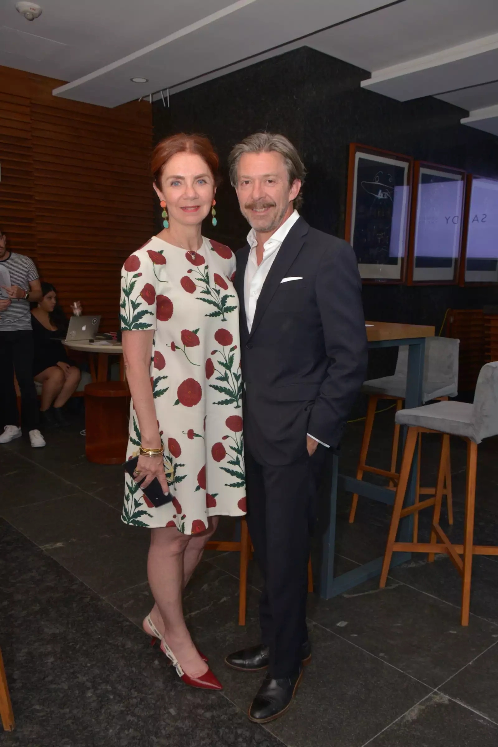 Compañia Saddy Abaunza