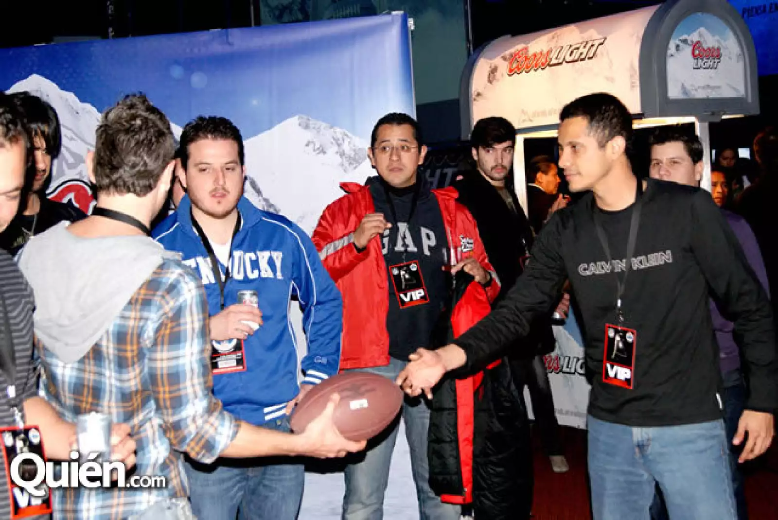 Coors Light presentó el Super Bowl en el Salón BW