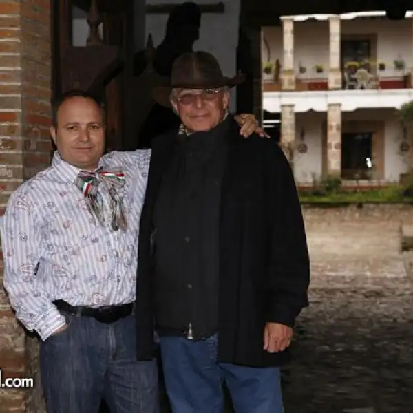 Luis Blanco,Armando Bejarano