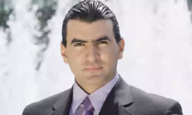 Los directivos mexicanos tienen más problemas para comunicarse, y ejercen esta acción de director a subordinado. (Foto: Photos to go)