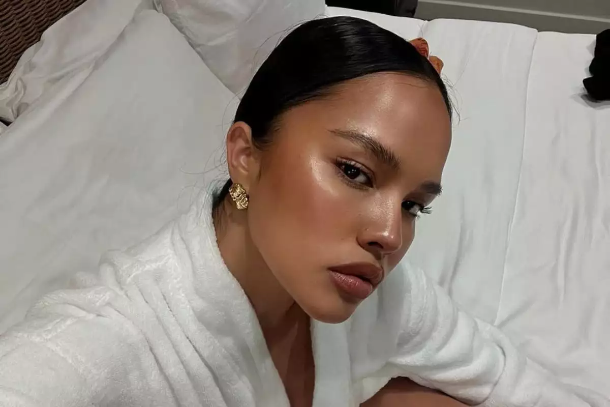 PIEL GLOWY.jpg