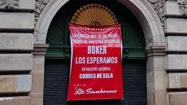 Slim explica por qué cerraron varias sucursales de Sanborns recientemente