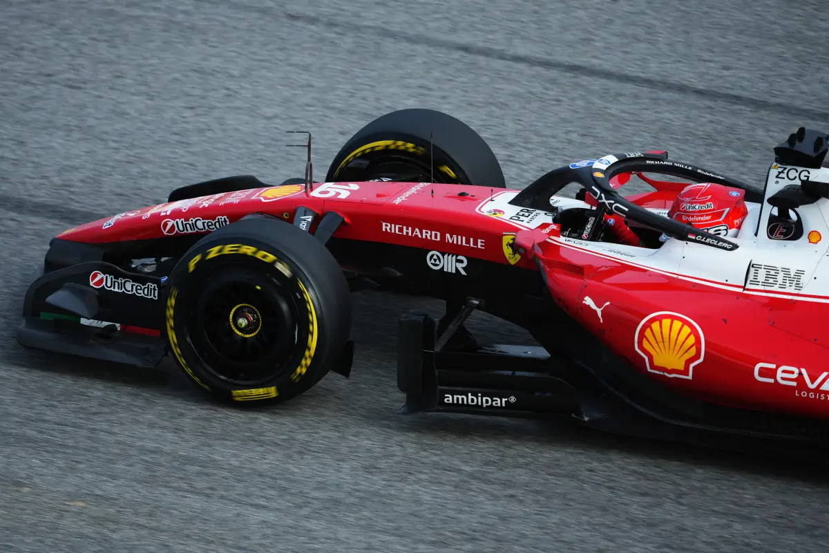 Ferrari y Red Bull marcan el mejor tiempo en las primeras prácticas del GP de Bahréin