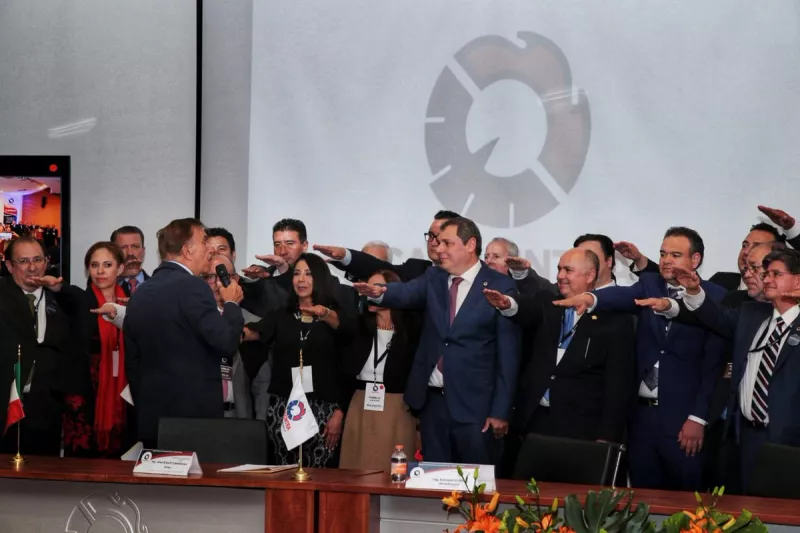 Protesta Enoch Castellanos Canacintra