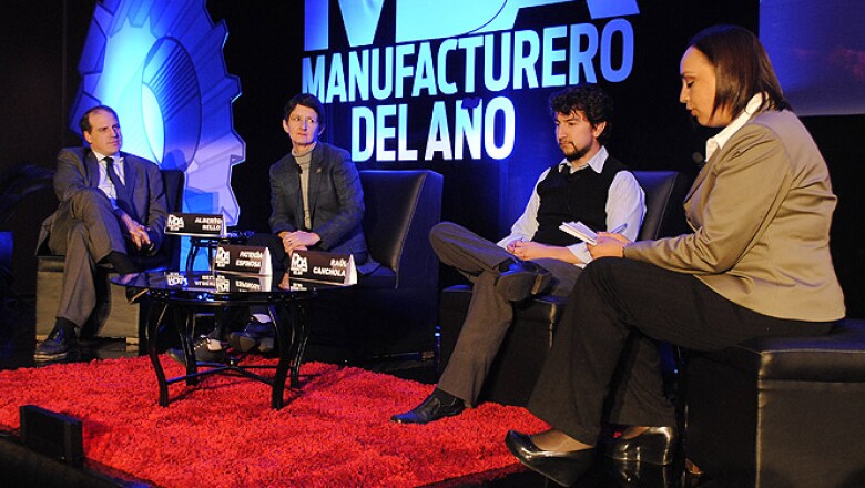 Alberto Bello, Patricia Espinosa, Raul Canchola y Mildred Ramo exponen la temática sobre sustentabilidad.