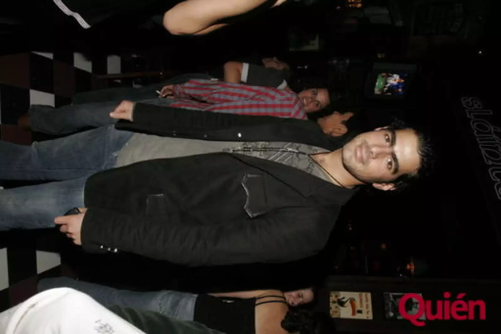 Víctor González, María Avíla