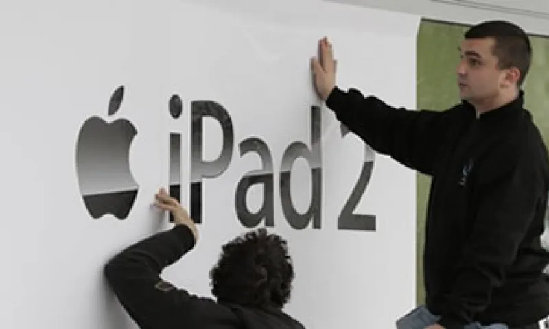  La iPad le reportó a Apple ingresos por más de 9,000 mdd. (Foto: Reuters)