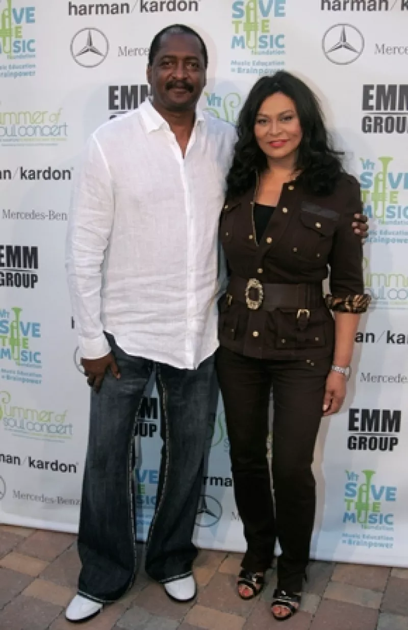 Celestine Tina y Mathew Knowles iniciaron, el pasado 11 de noviembre, el proceso de divorcio, luego de haber estado casados cerca de tres décadas.