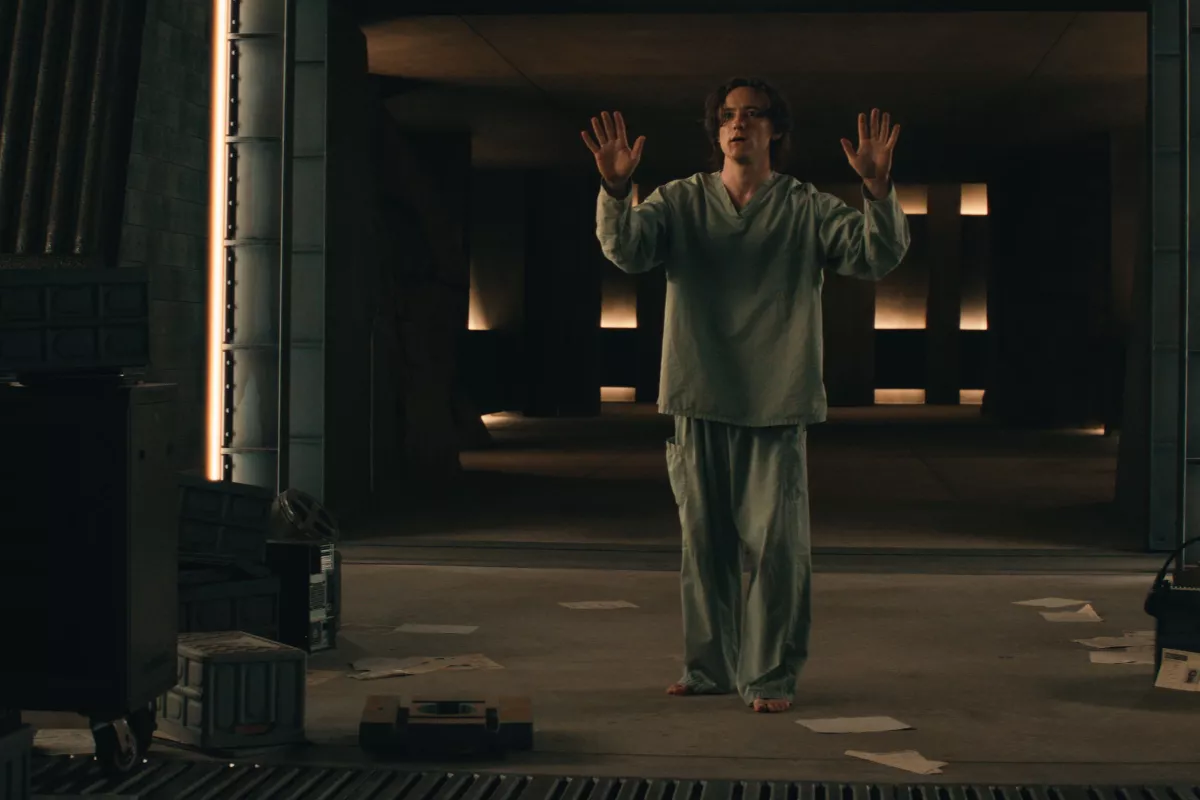 Foto de Lewis Pullman interpretando a Bob (Robert) Reynolds en la película 'Thunderbolts*' de Marvel.