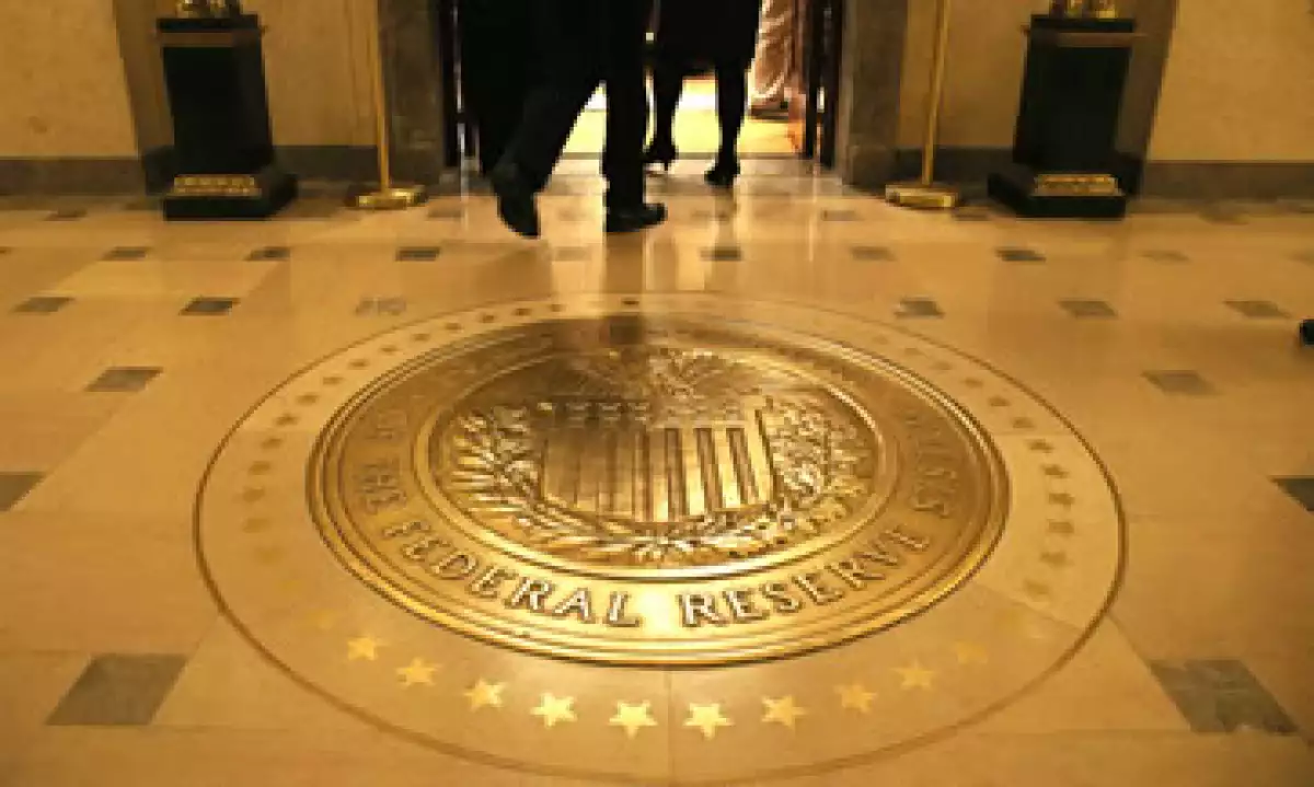 Uno de los pasillos de la Reserva Federal de Estados Unidos, que analiza subir sus tasas en los próximos meses. (Foto: Getty Images/Archivo )