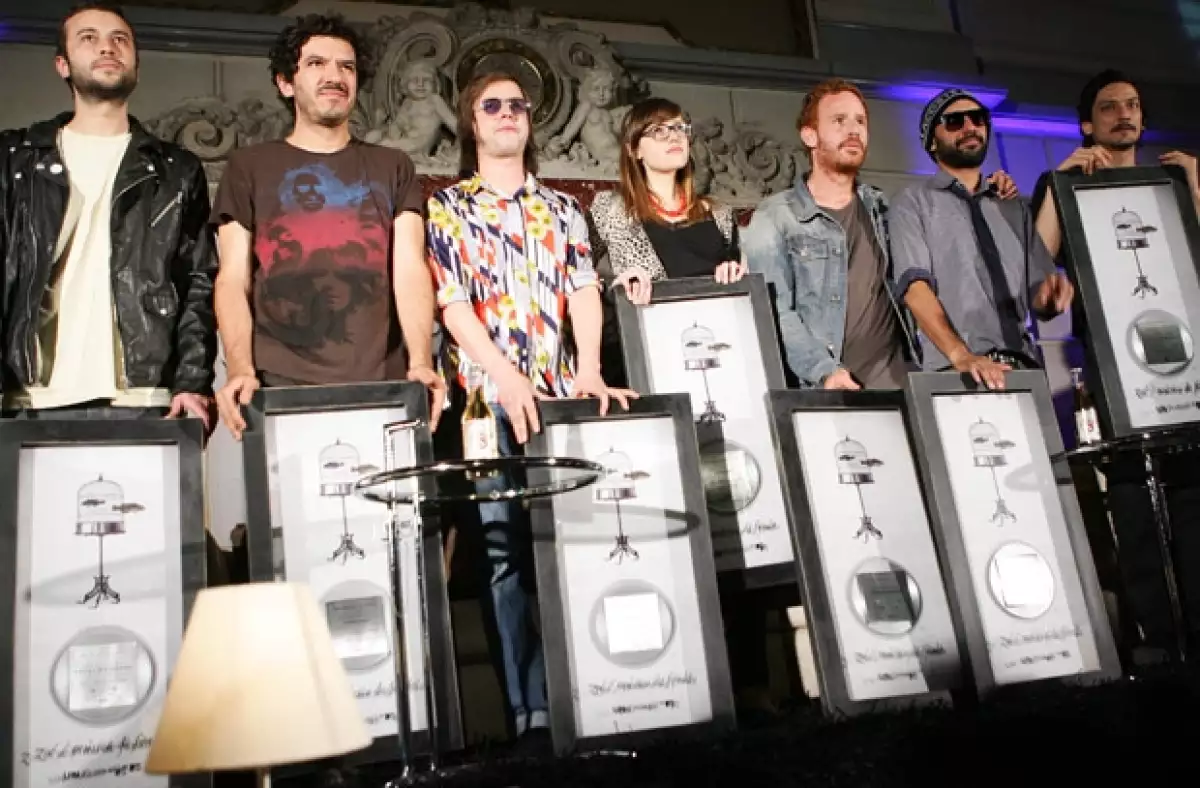 Tras el éxito en la venta de boletos para sus presentaciones, la famosa banda de rock decidió abrir una nueva fecha para dar oportunidad a que más fans puedan disfrutar de su show "Música de Fondo" Un