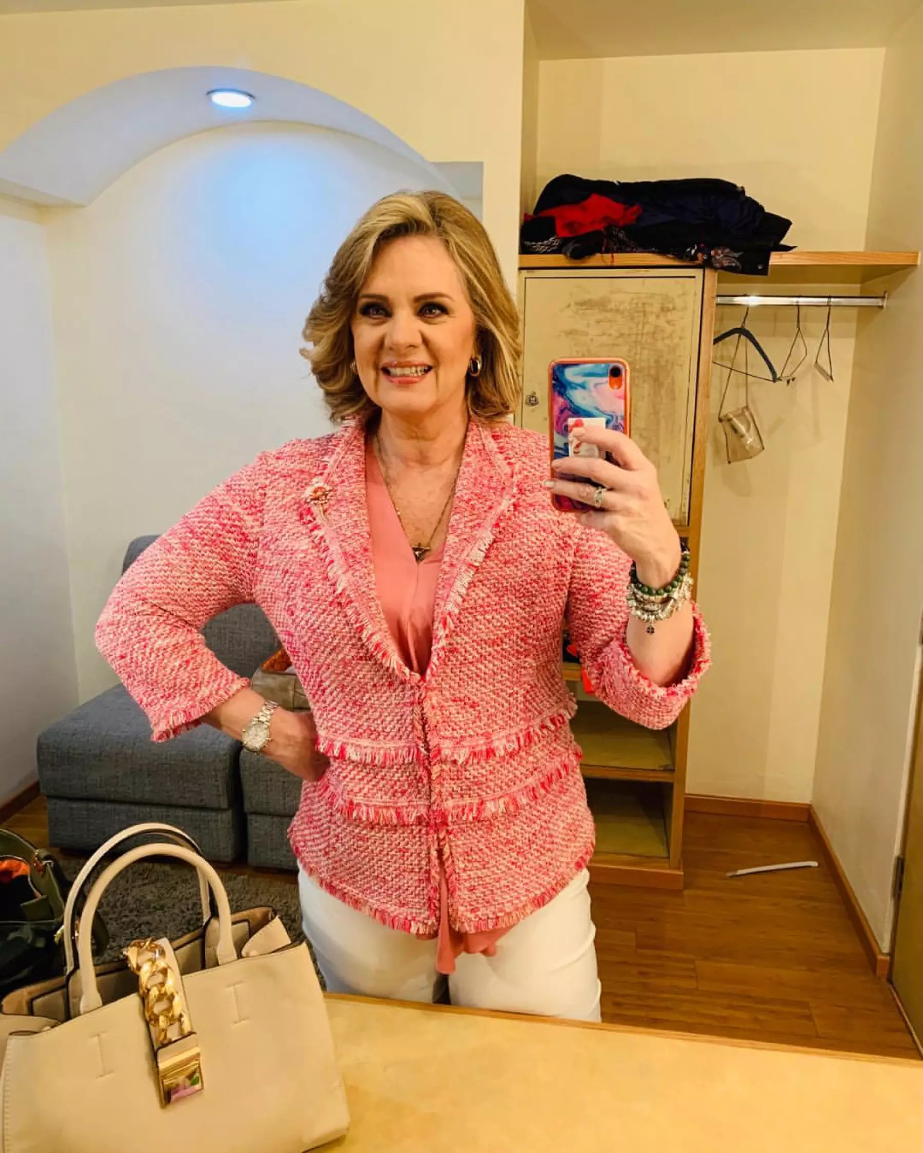 Erika Buenfil.