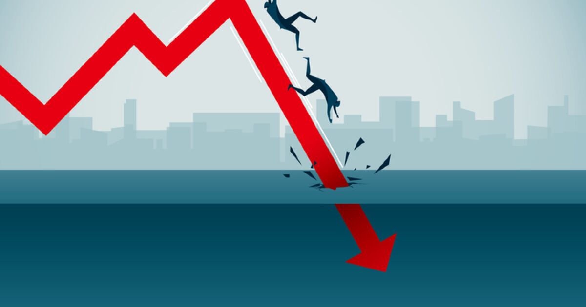 Las acciones de TV Azteca se hunden a mínimo histórico en Bolsa