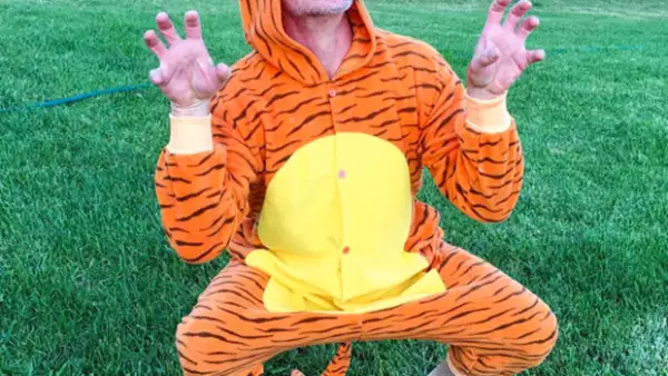 El actor dejó el disfraz de superhéroe por un momento para convertirse en el dibujo animado y hacer feliz a un niño con fibrosis quística.