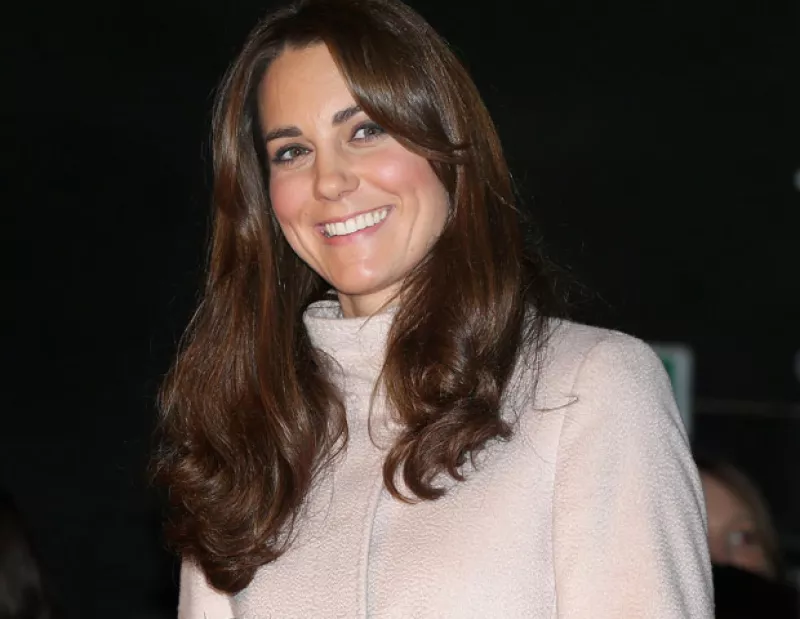 Los duques de Cambridge se alegran de no tener que esconder más tiempo que esperan su primer hijo.