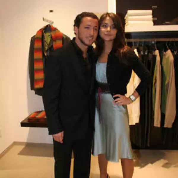 Isaac Bissu, Alexia Camil