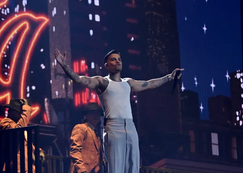 rauw alejandro estara en el coca cola flow fest 2024