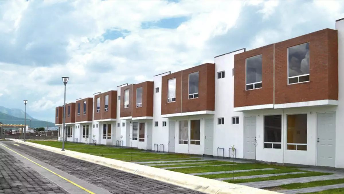 Menos vivienda social.