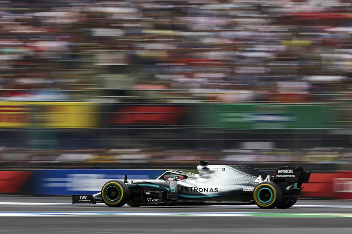 Hamilton-lado.jpg