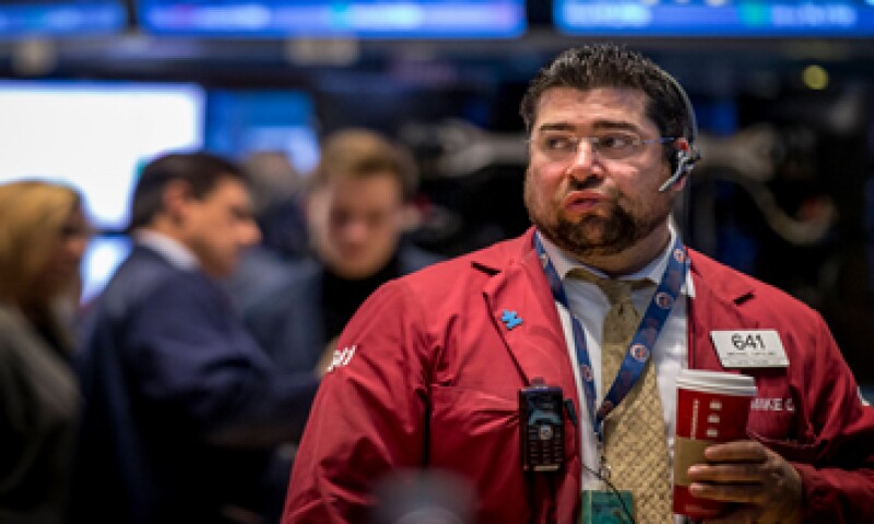 Wall Street también reaccionó al dato laboral en Estados Unidos que fue mayor a lo esperado. (Foto: Reuters )
