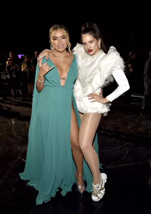 The 19th Annual Latin GRAMMY Awards  - Roaming Show