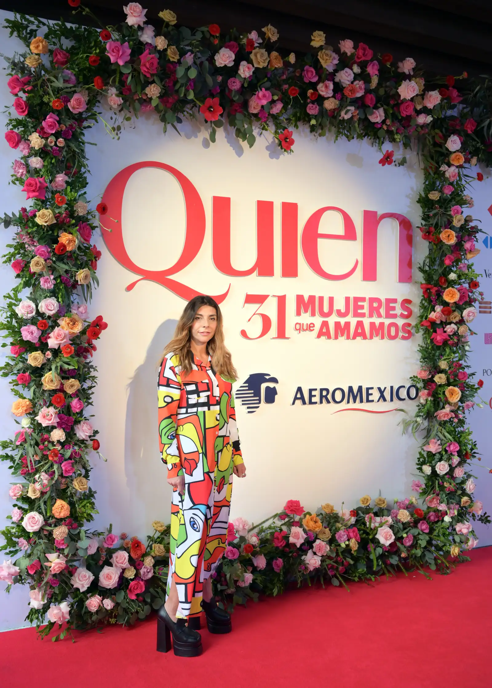 COCKTAIL31MUJERES091.JPG