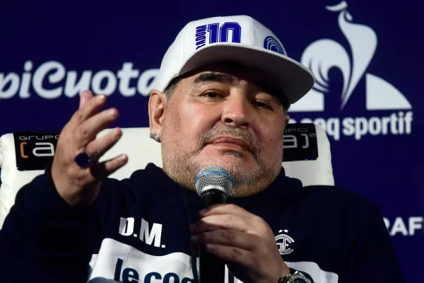 Gimnasia y Esgrima La Plata Unveils New Coach Diego Maradona