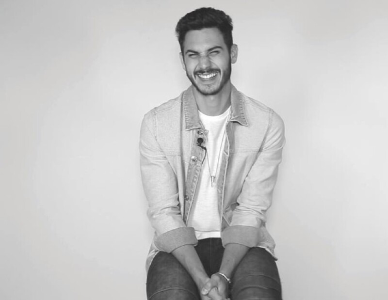 Viajamos al pasado con Alex Speitzer y sus mejores recuerdos, desde sus inicios en Rayito de Luz, su paso por Atrevete a Soñar y su relación con Minnie West.