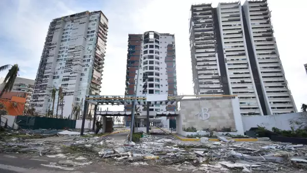 Hoteles dañados en Acapulco