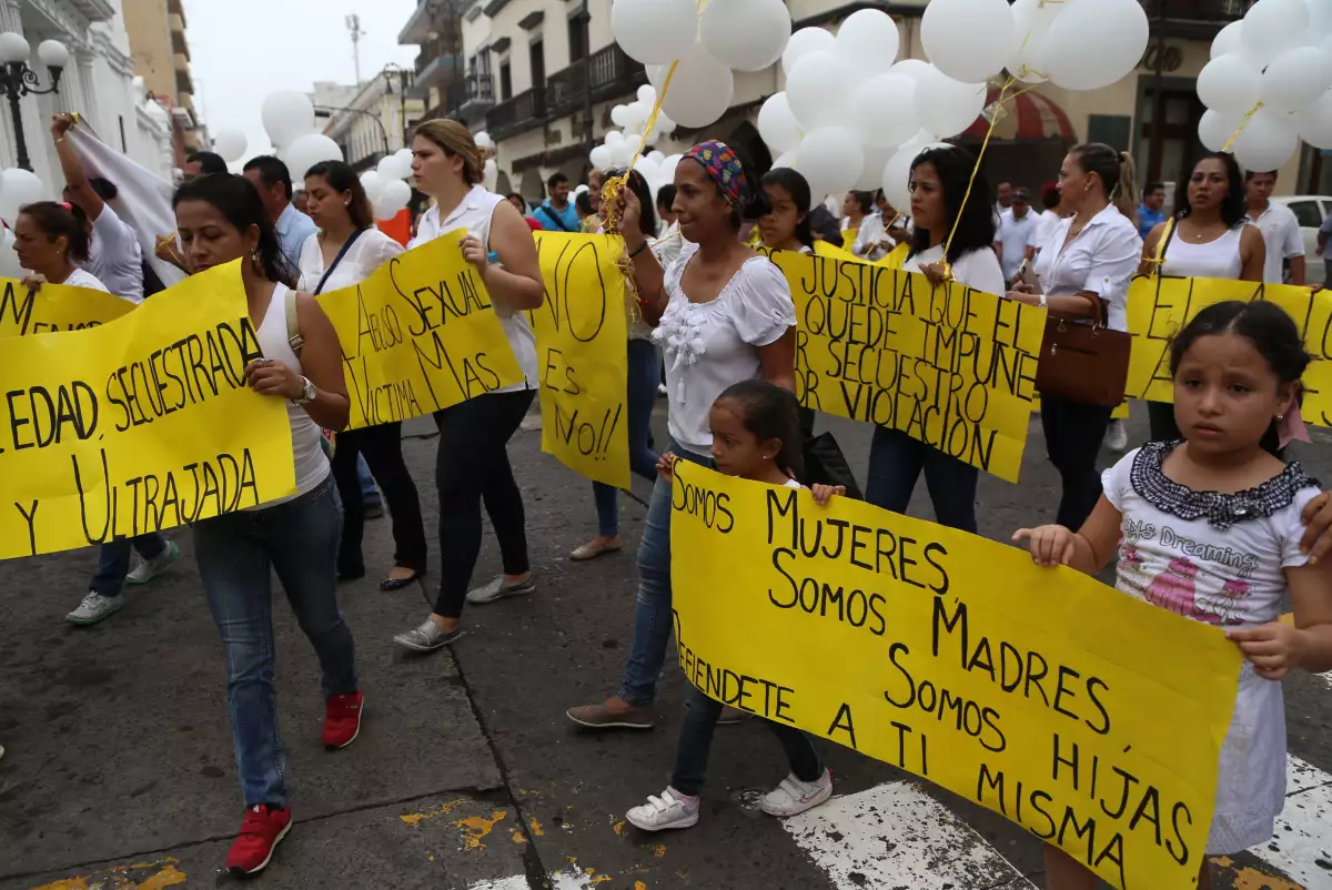 Familiares de Daphne convocaron a una marcha con el fin de exigir castigo para sus supuestos agresores.
