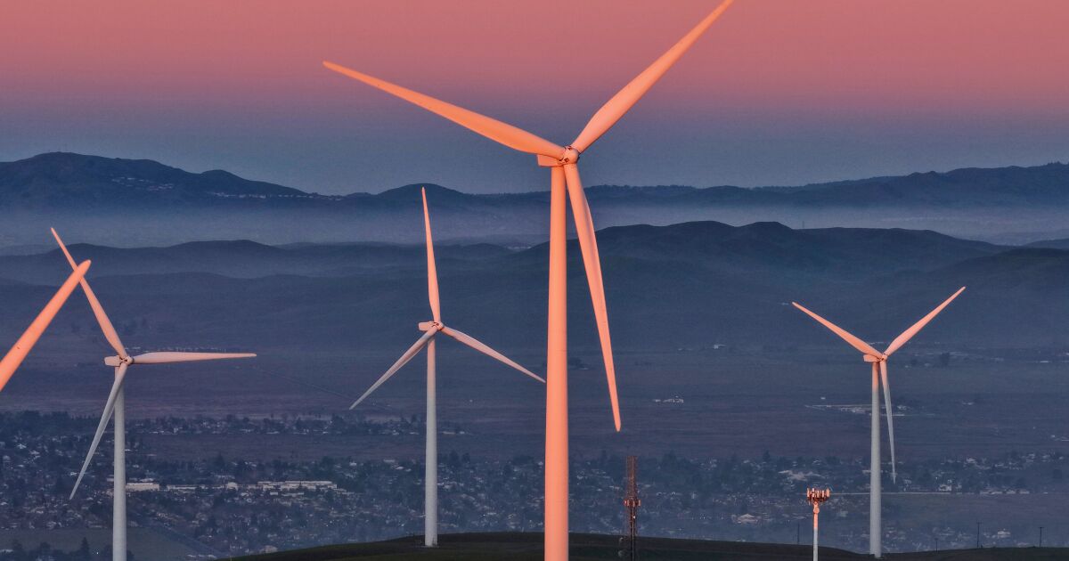 VUELO EÓLICO: INVERSIONES HISTÓRICAS IMPULSAN 14 PARQUES HACIA 2029