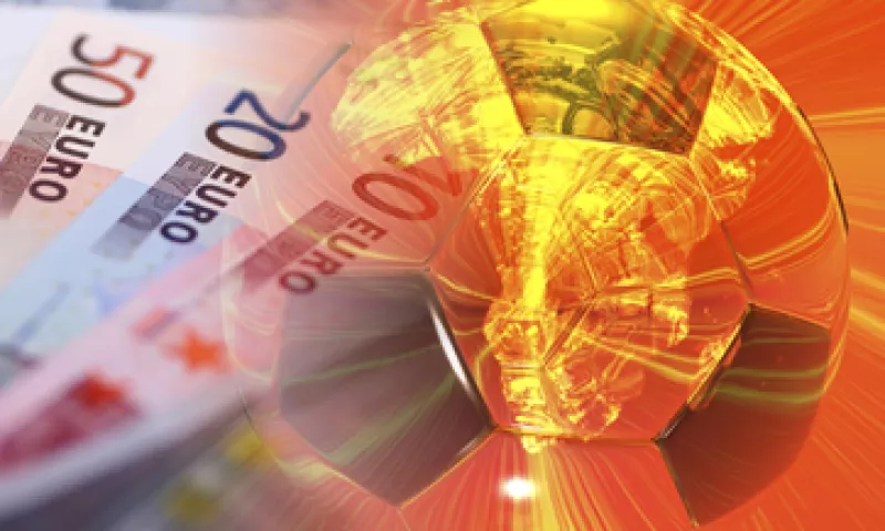 Un estudio mostró que los 20 clubes de la primera división registraron una pérdida neta combinada de alrededor de 100 millones de euros de en la temporada 2009-2010. (Foto: Especial)