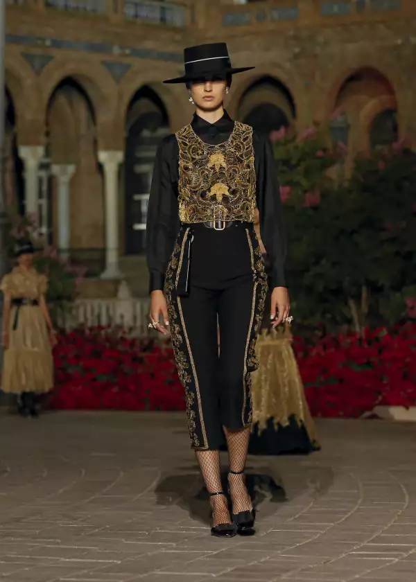 dior cruise 2023 sevilla