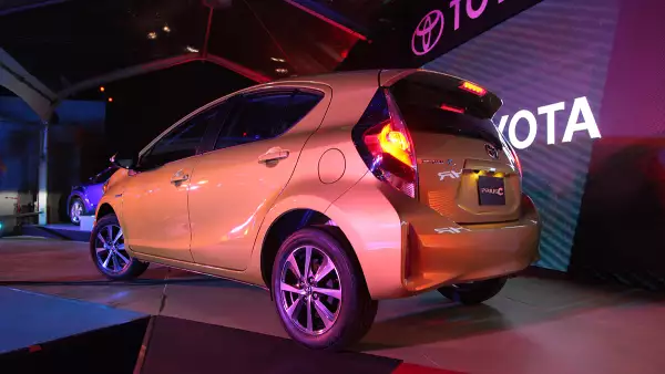 Prius C